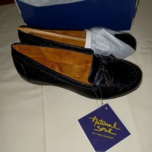 Natural soul loafers